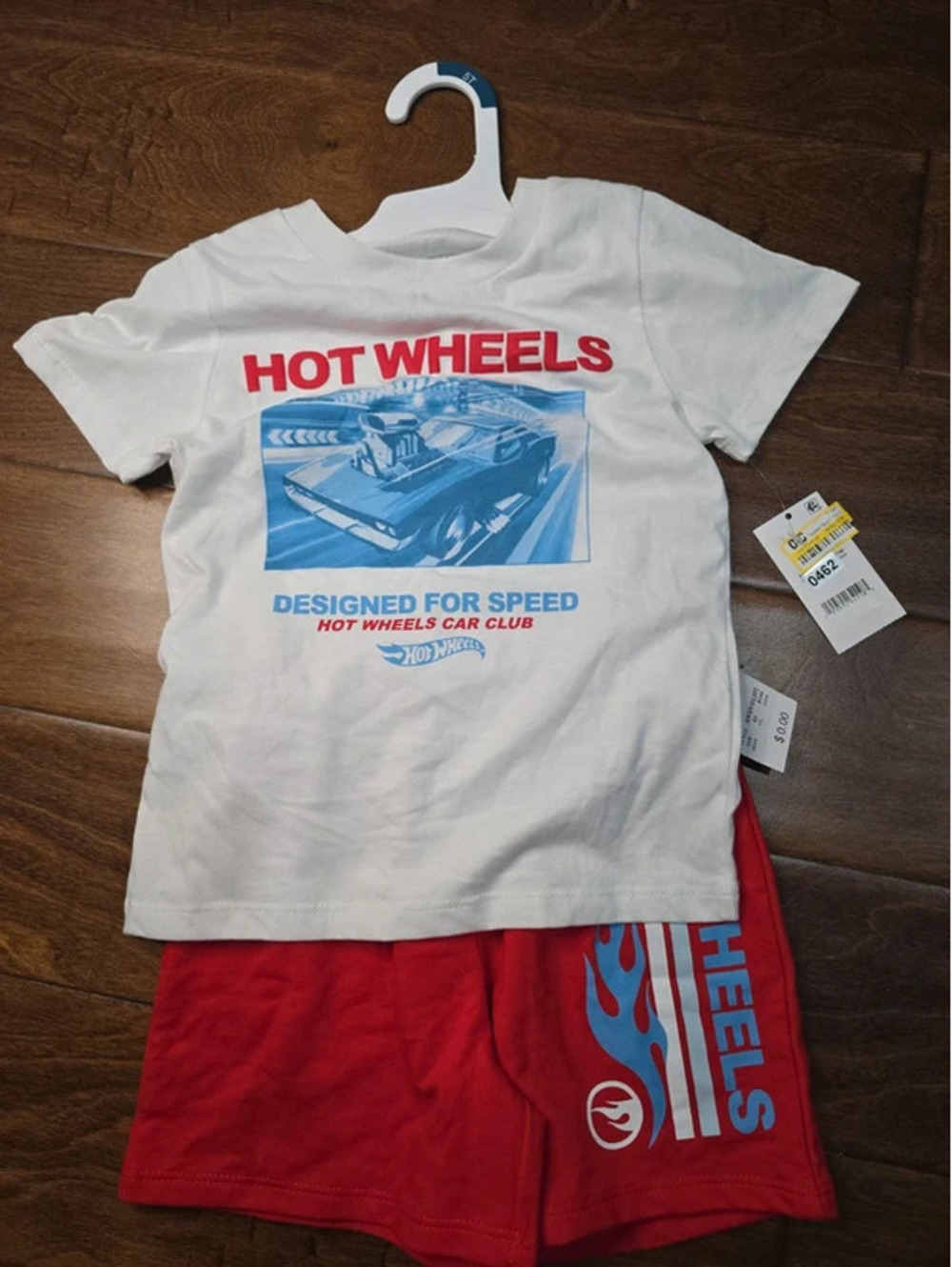 3t brand new hot wheel shorts, outfit, set item 462G7